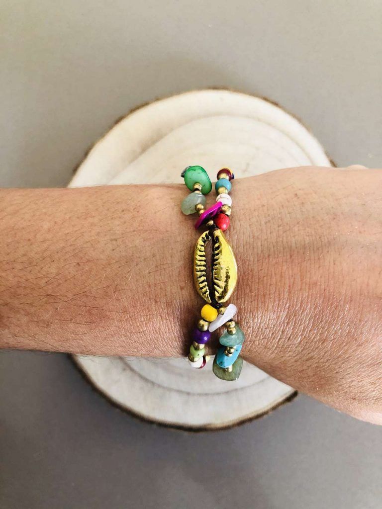 Pulsera concha y piedras colores