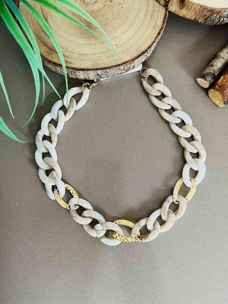 Collar eslabones beige