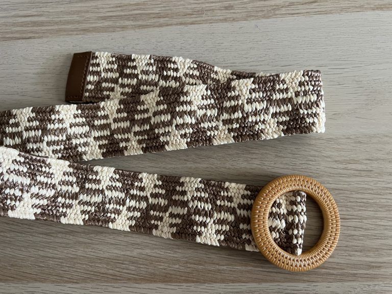 Cinturón marrón y beige
