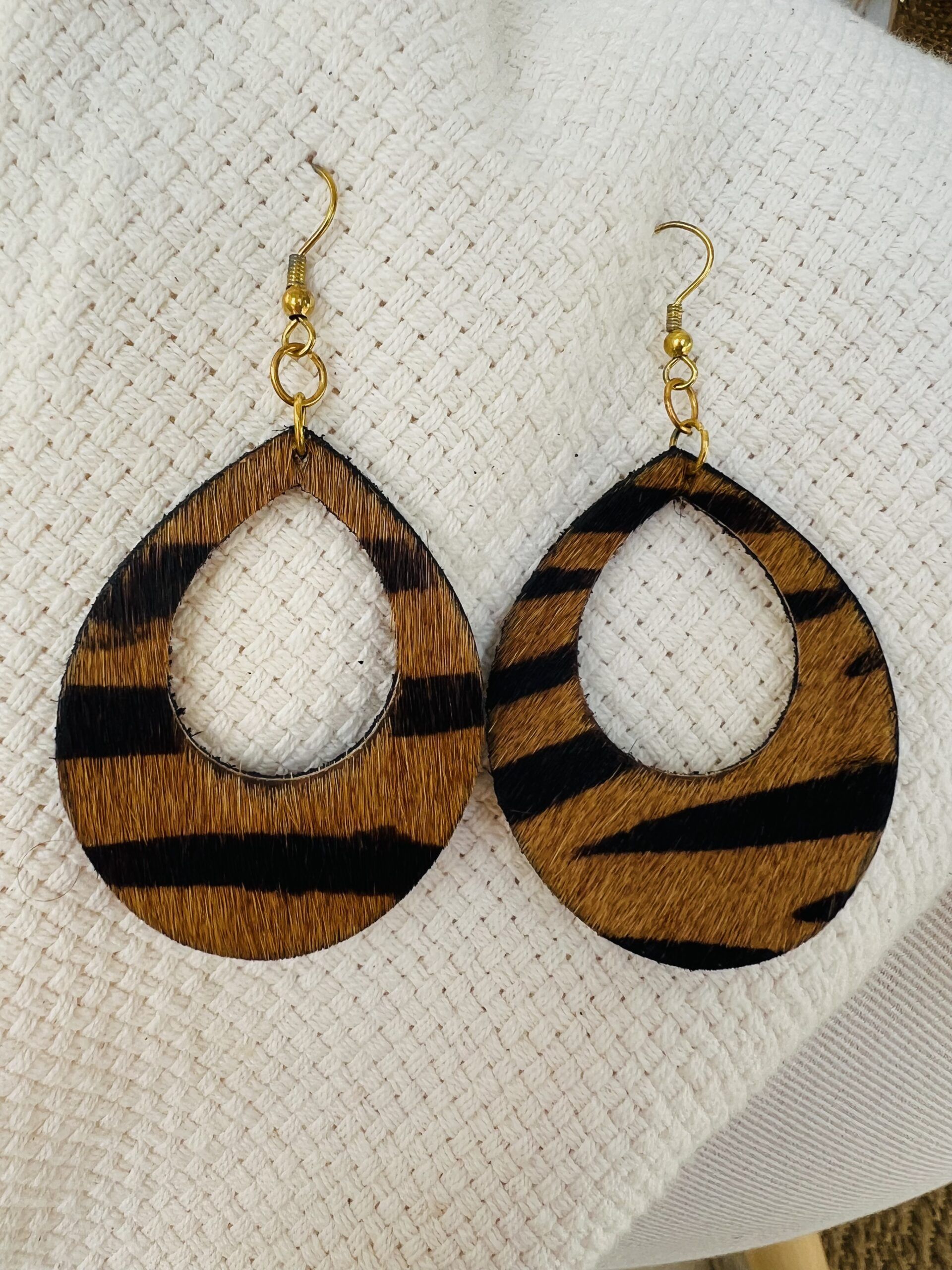 Pendientes tigresa