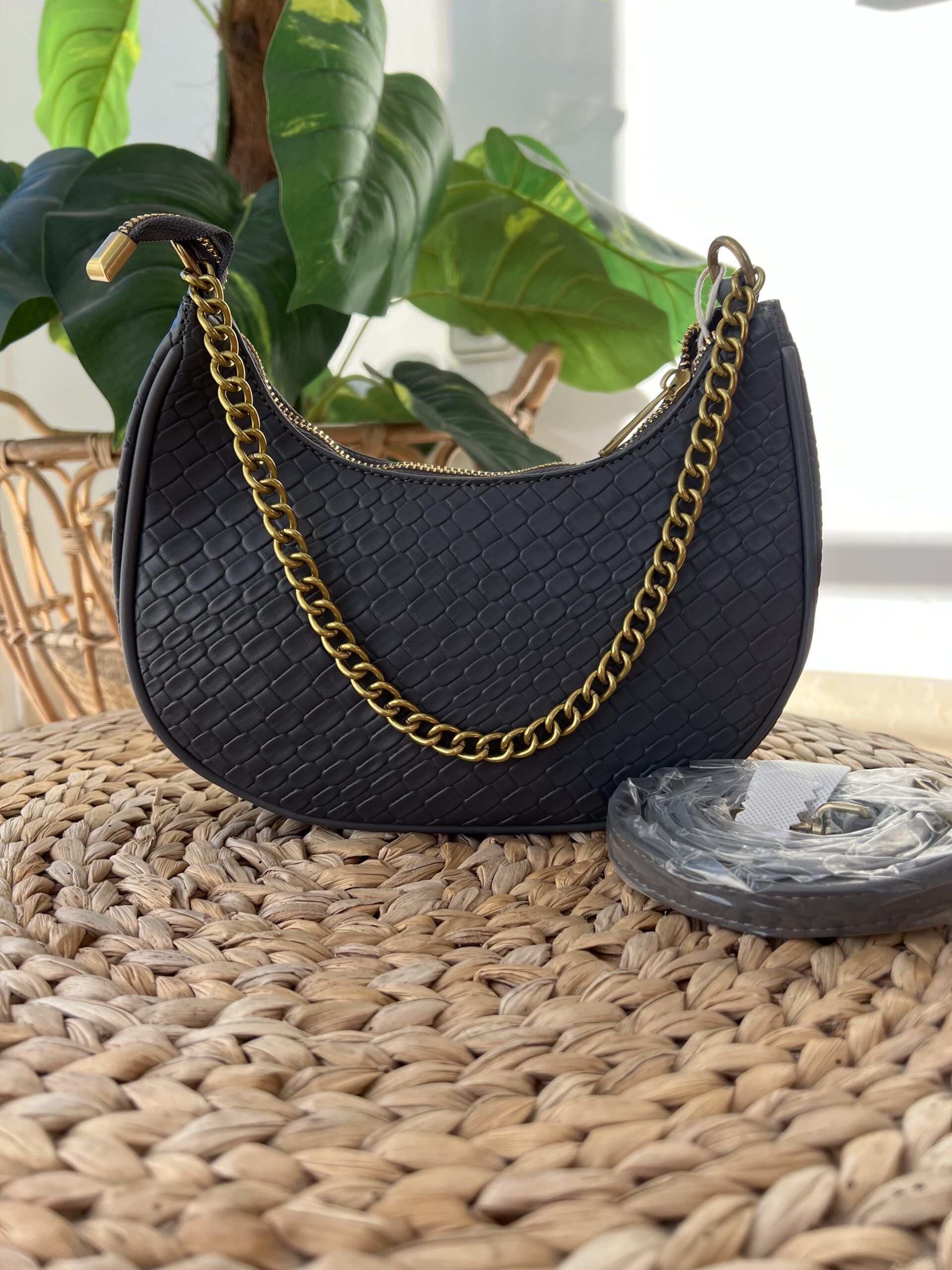 Bolso tendencia gris