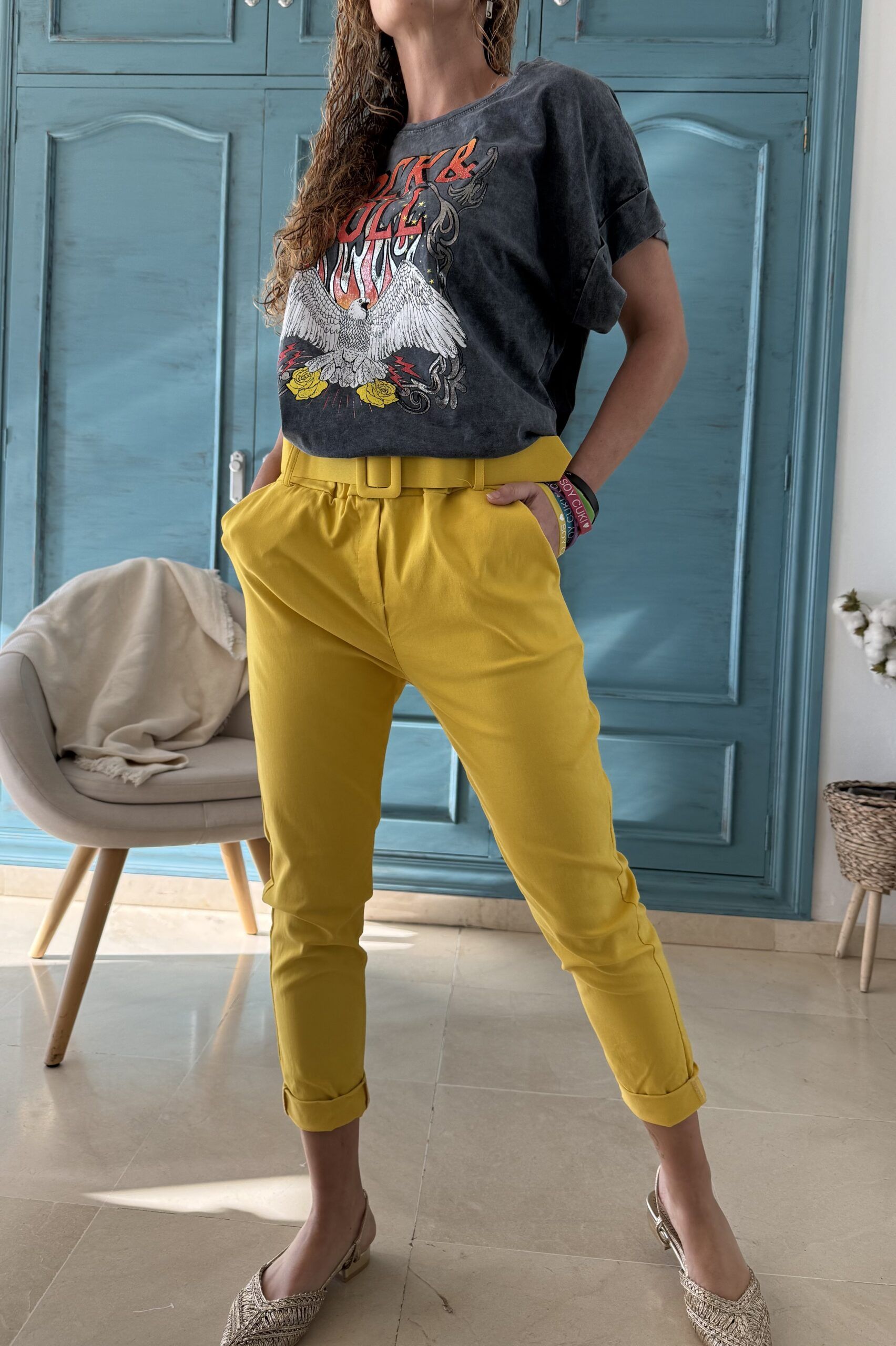 Pantalón elástico cinto amarillo