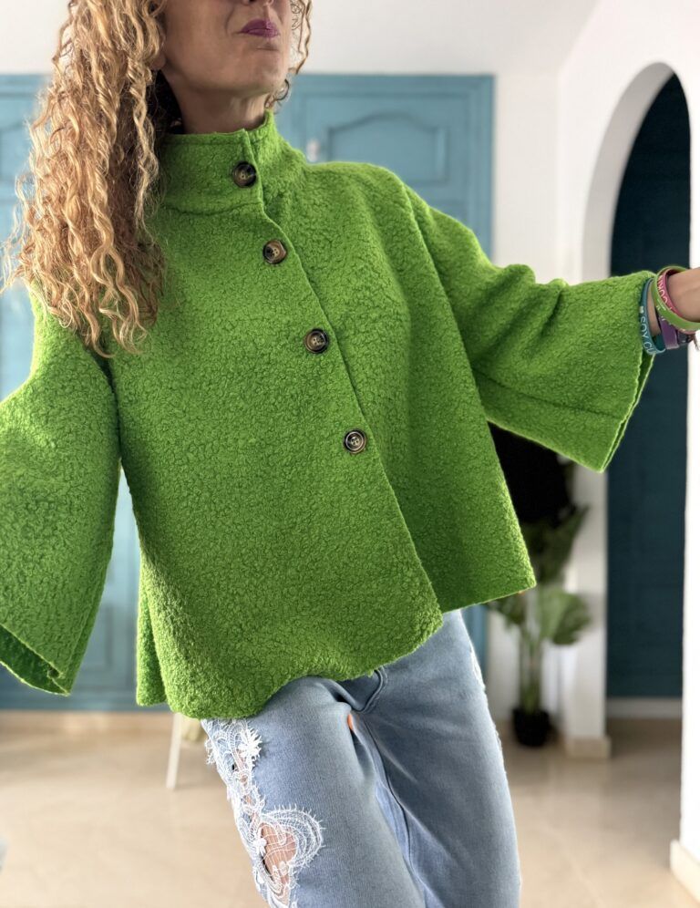 Chaqueta borrego botones verde