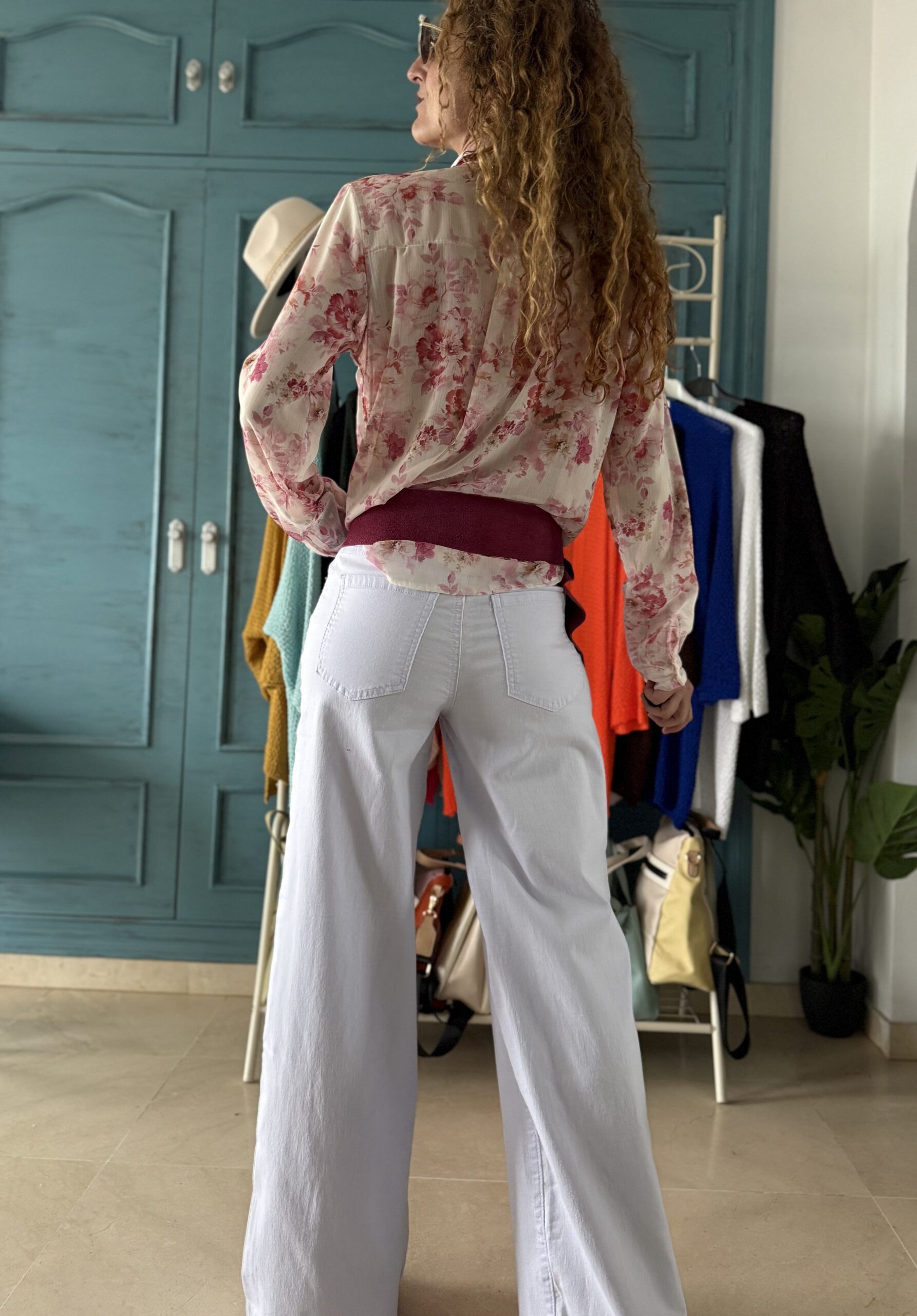 Blusa flores rosas - Imagen 3