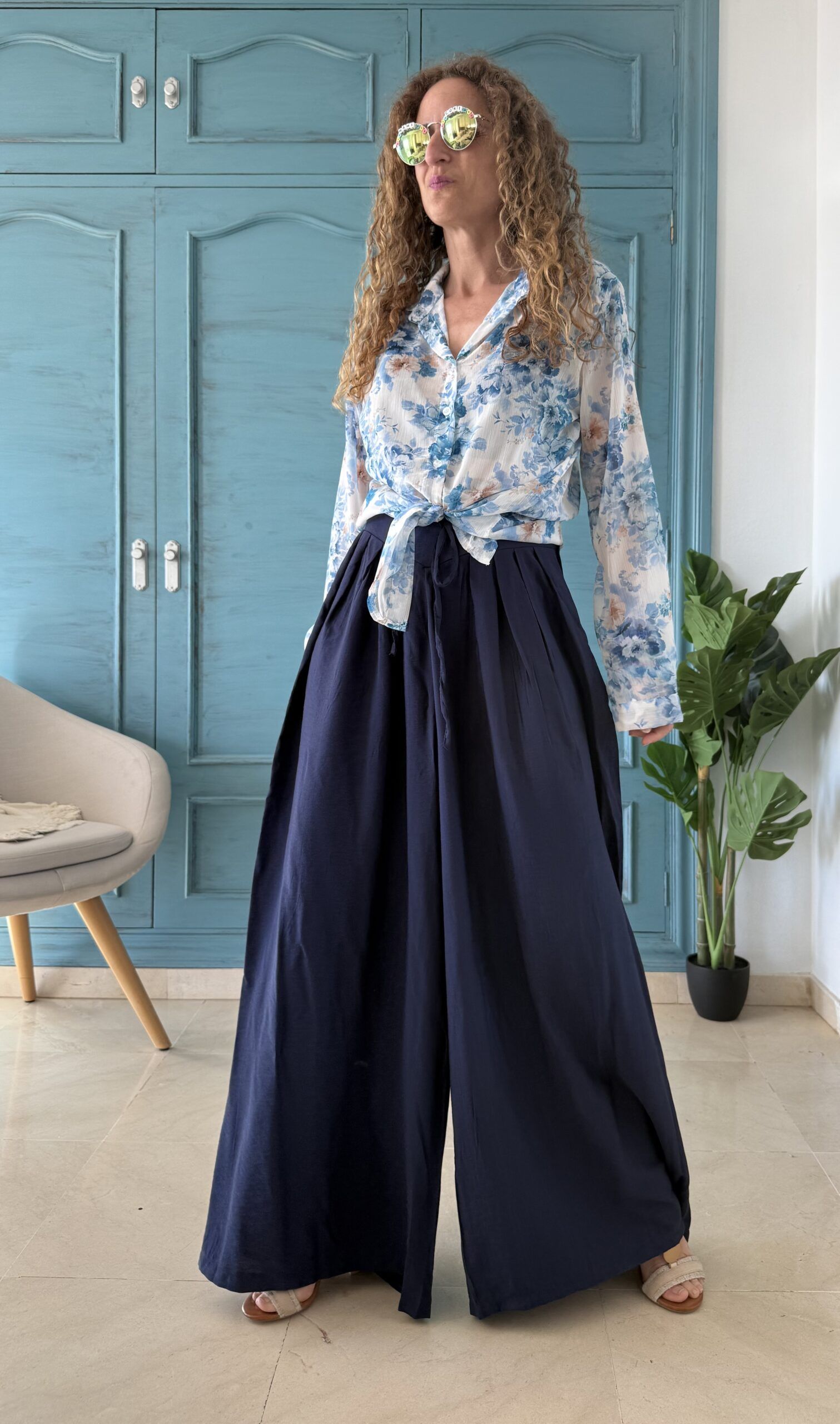 Pantalón palazzo efecto lino azul marino