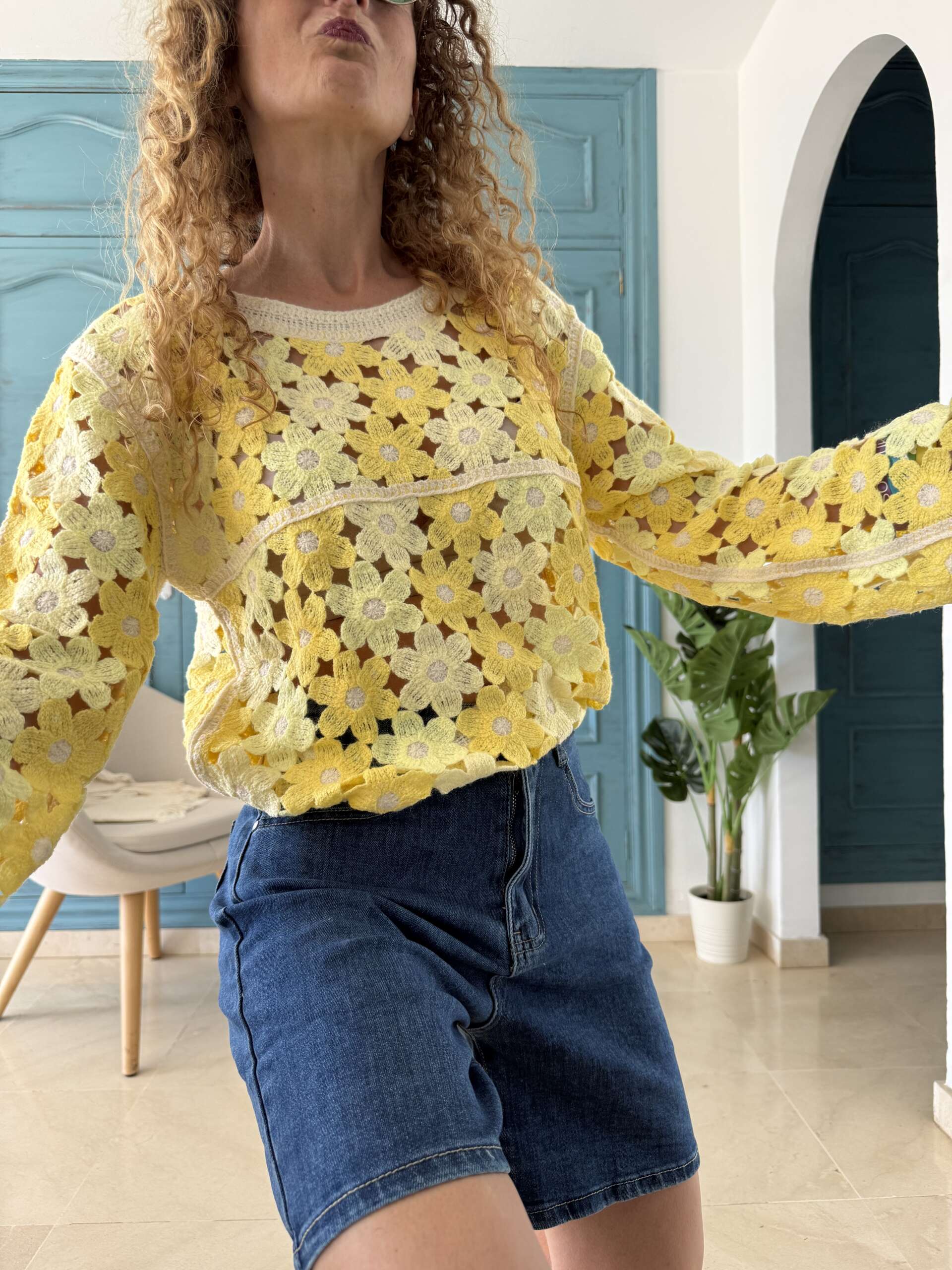 Top crochet flores amarillas