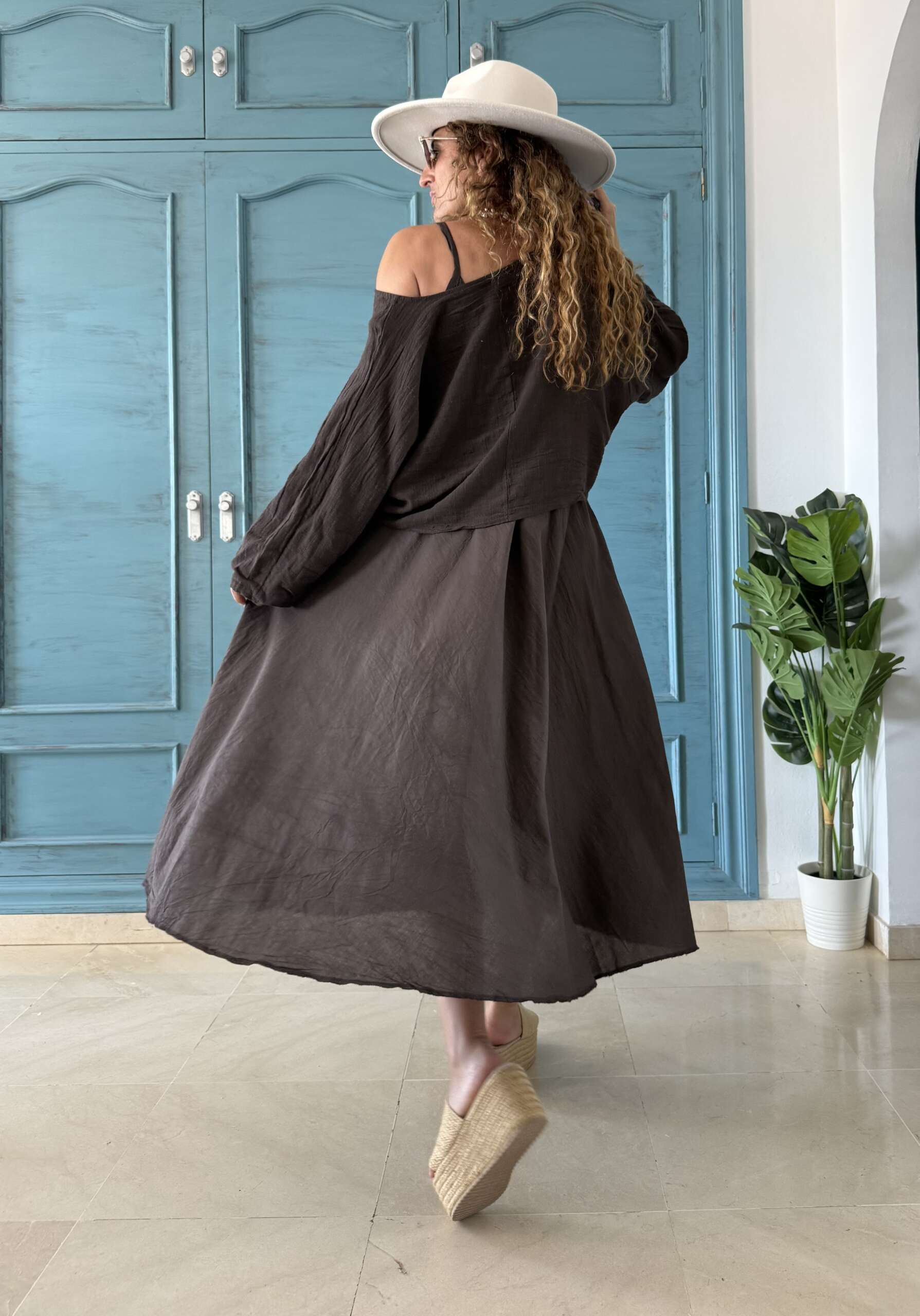 Conjunto algodón vestido y blusa contraste chocolate - Imagen 3