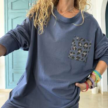 Sudadera bolsillo leo azul