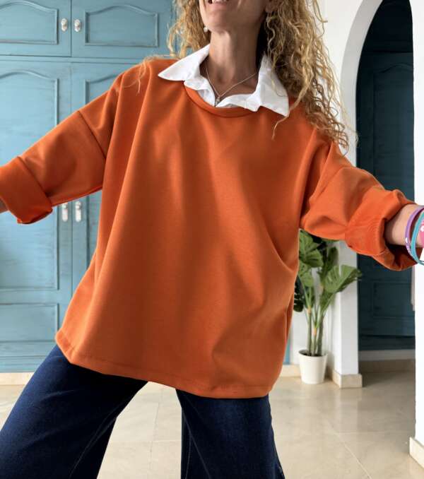 Sudadera cuello camisa naranja