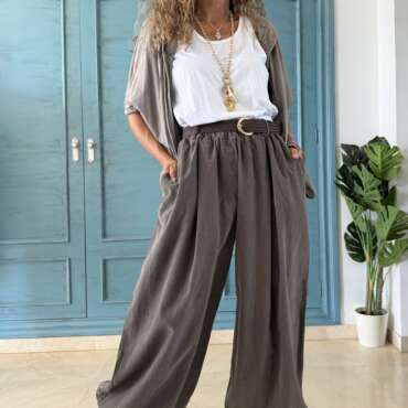 Pantalón bombacho micro pana arena