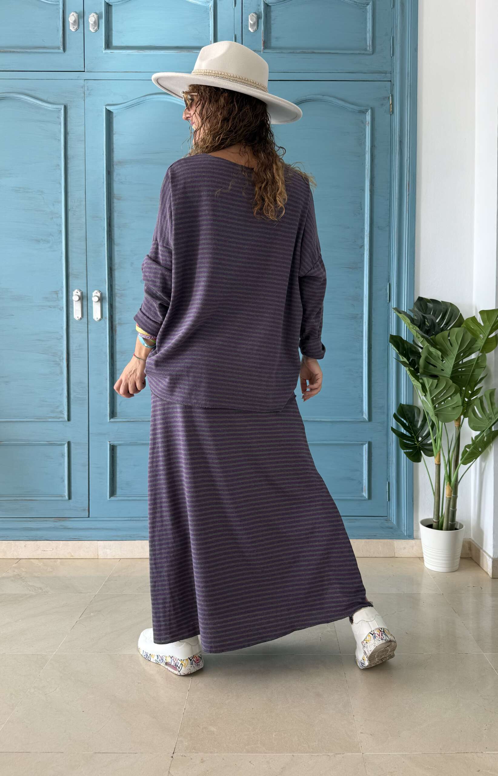 Conjunto punto rayas morado y gris - Imagen 3