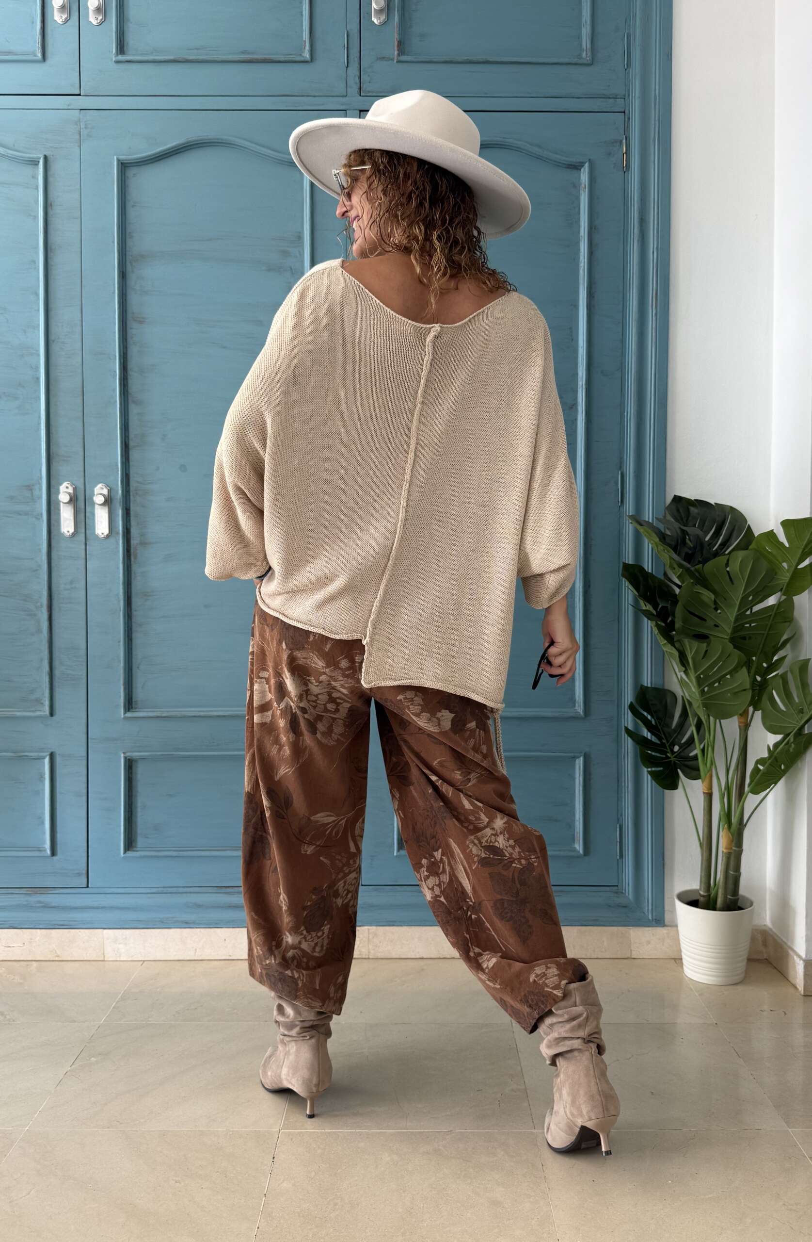 Pantalón Bombay estampado camel - Imagen 3