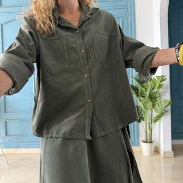 Camisa micro pana verde