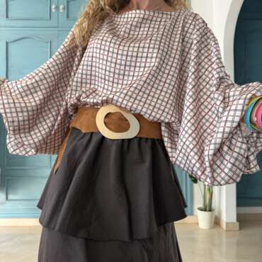 Blusa raso cuadros beige