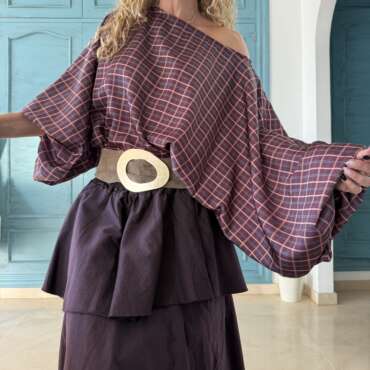 Blusa raso cuadros púrpura