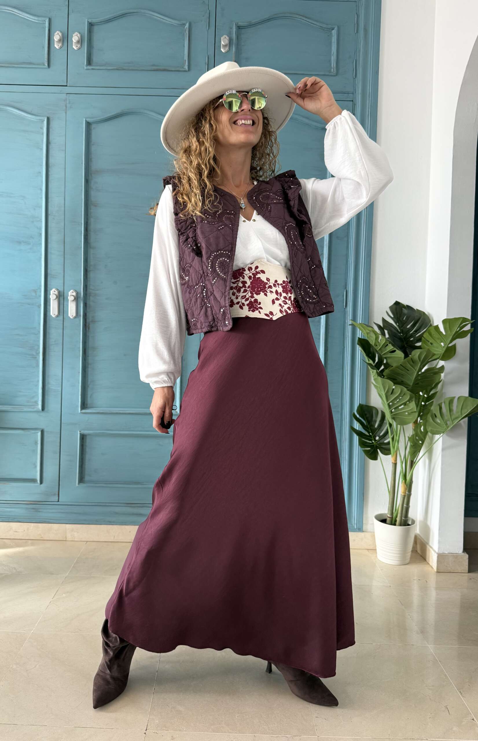 Falda raso púrpura