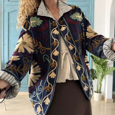 Chaqueta terciopelo bordada azul