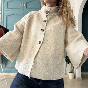 Chaqueta borrego botones beige