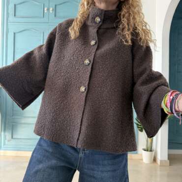Chaqueta borrego botones chocolate