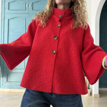 Chaqueta borrego botones rojo