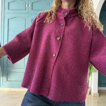 Chaqueta borrego botones buganvilla