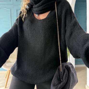 Jersey y cuello negro