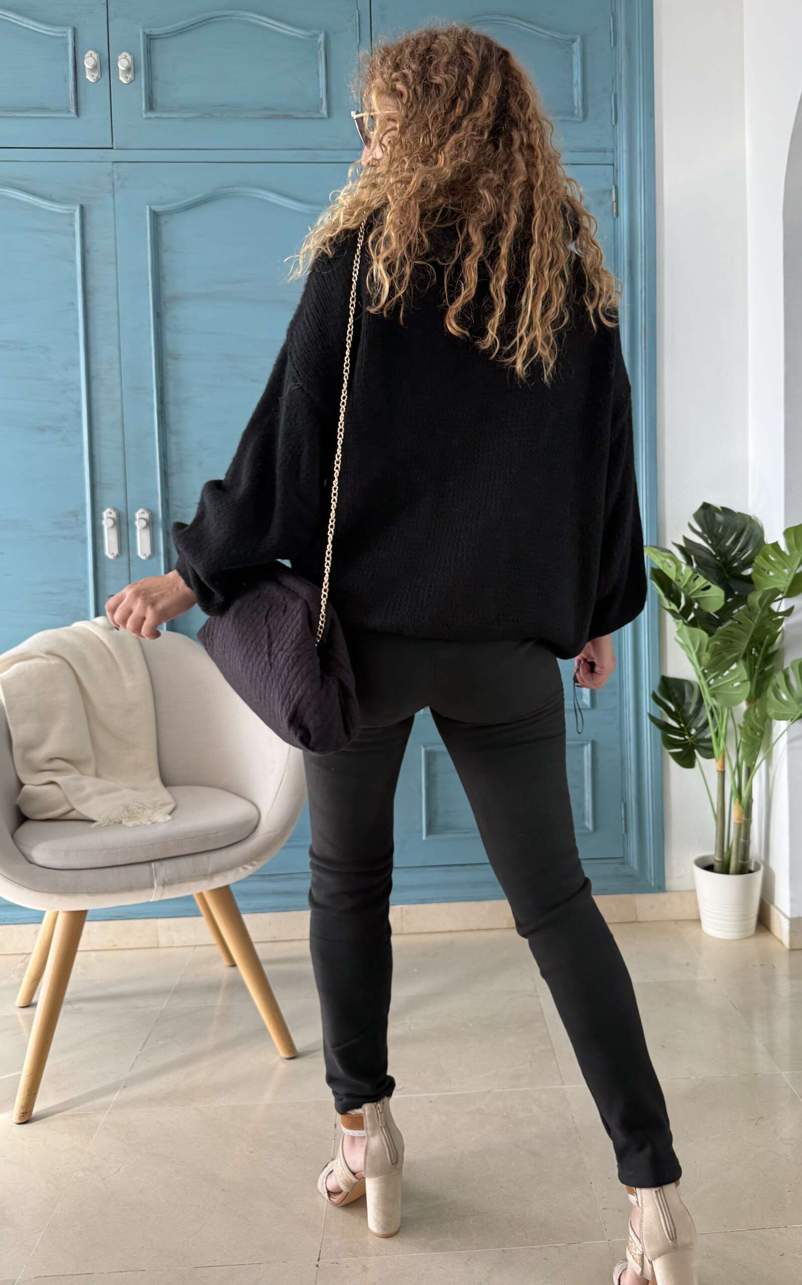 Jersey y cuello negro - Imagen 3